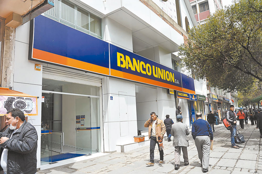Banco Unión inicia brigada de ayuda social