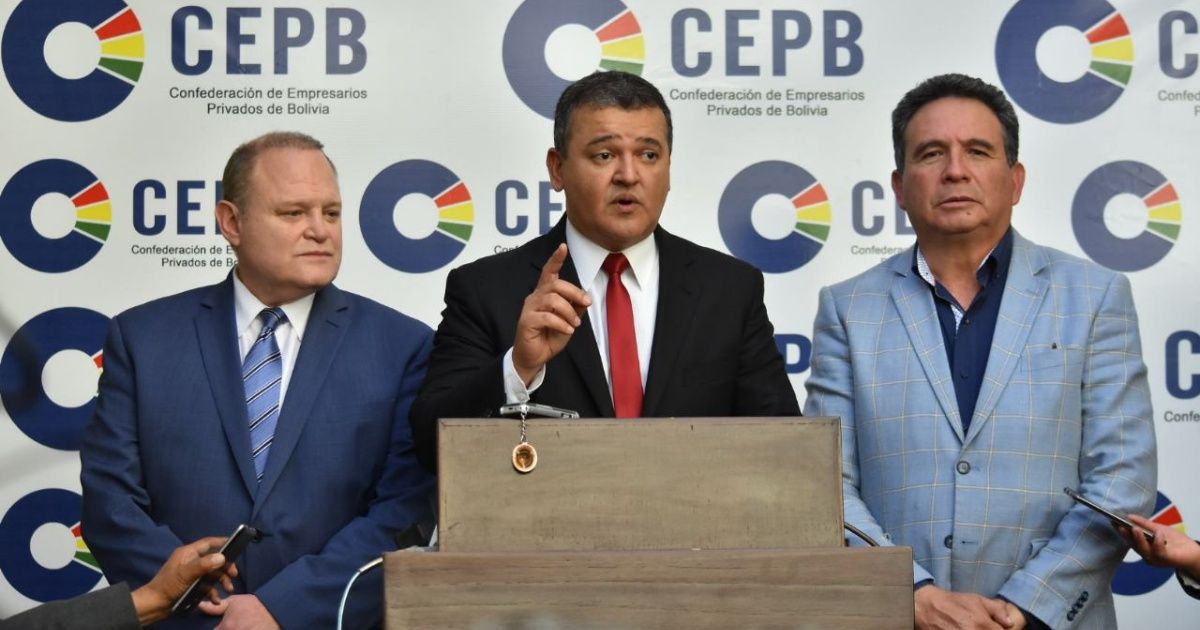 CEPB: razones por las que el «doble aguinaldo» es perjudicial para Bolivia