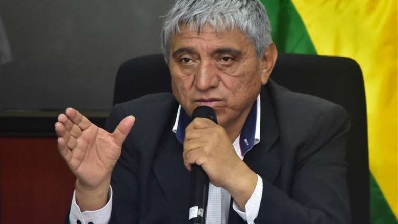 Ministro Iván Arias pide a la banca dinamizar el «Crédito 1, 2, 3»