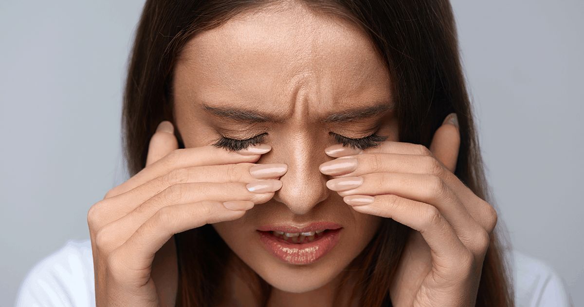 Consejos prácticos para aliviar los ojos rojos e irritados a causa de la humareda