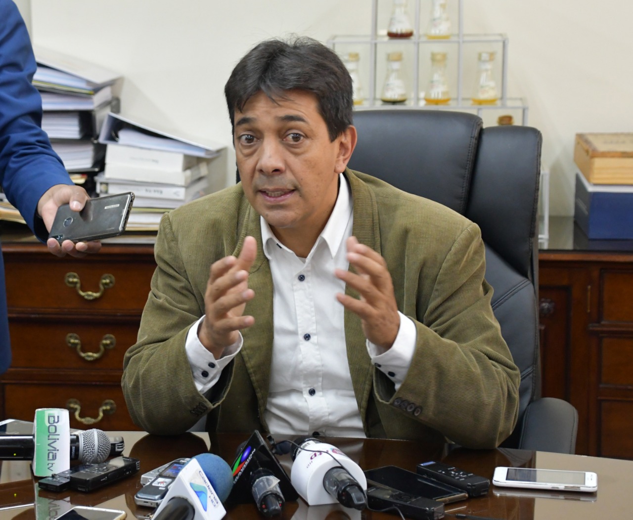 El Ministro de Hidrocarburos asegura que la distribución de diésel se normaliza
