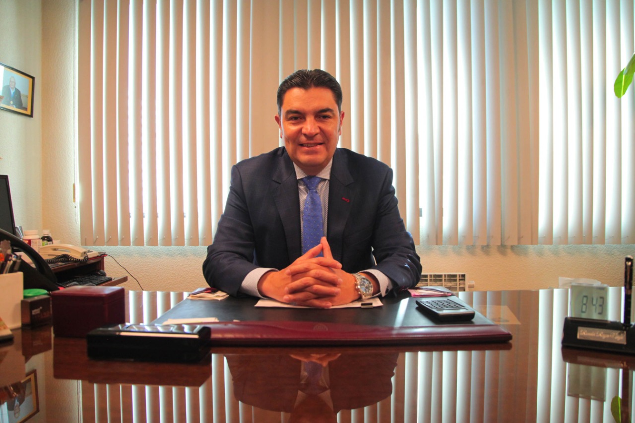 Ronald Reyes Noya es el nuevo Gerente General de Droguería Inti S.A.