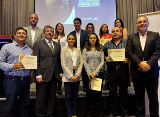 ASOBAN, en colaboración con Agencia EFE, premia a los seis ganadores del Segundo Concurso de Periodismo Económico y Financiero de Bolivia