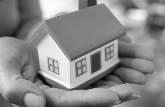 Créditos de vivienda social beneficiaron a 62.623 familias desde 2013: Yujra