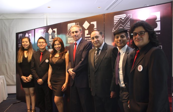 La BBV siembra en universitarios interés por el mercado bursátil