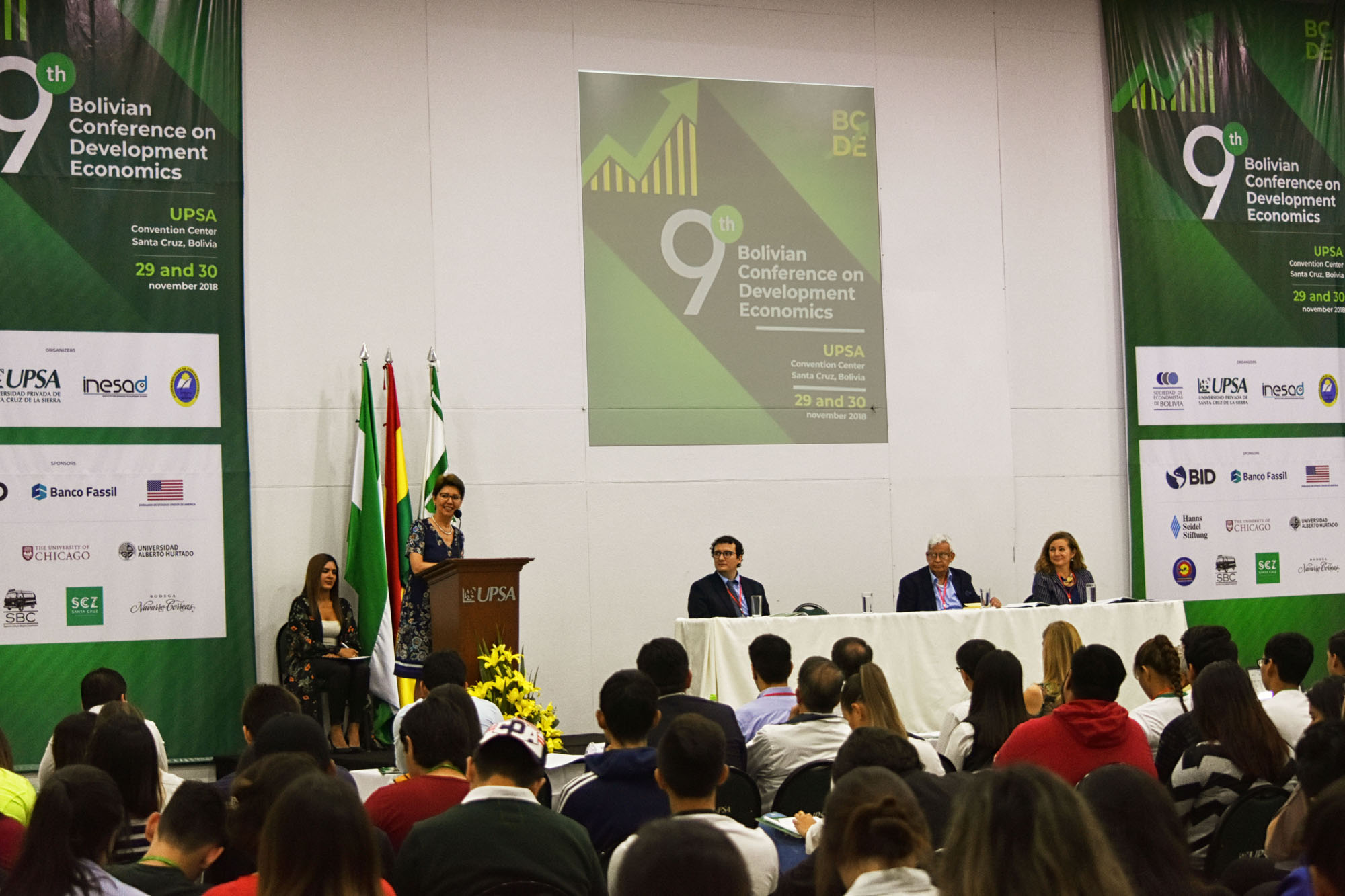 La 9ª Conferencia Boliviana en Desarrollo  Económico se desarrolló en la UPSA