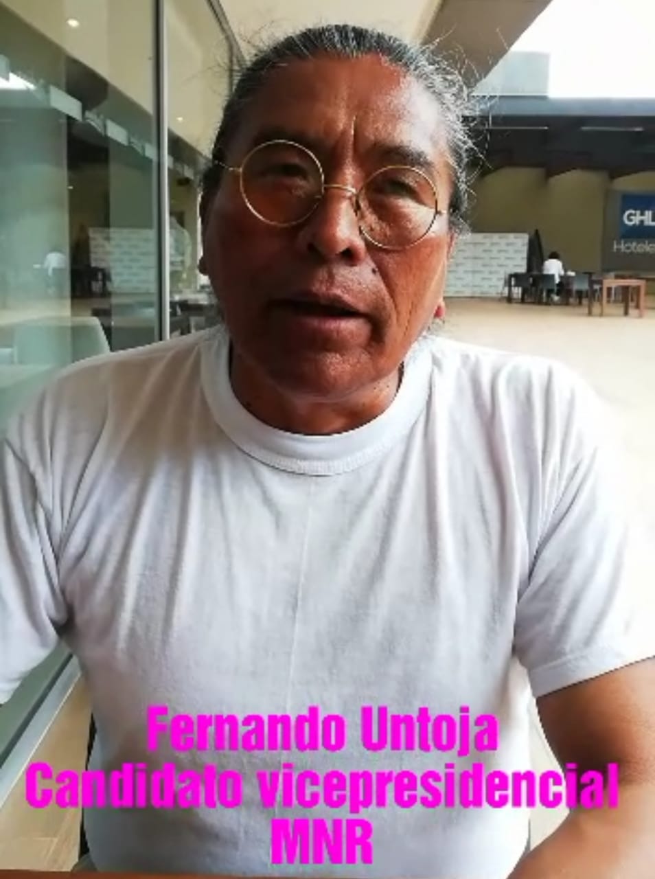 Candidato vicepresidencial del MNR Fernando Untoja ve un panorama económico sombrío para 2019