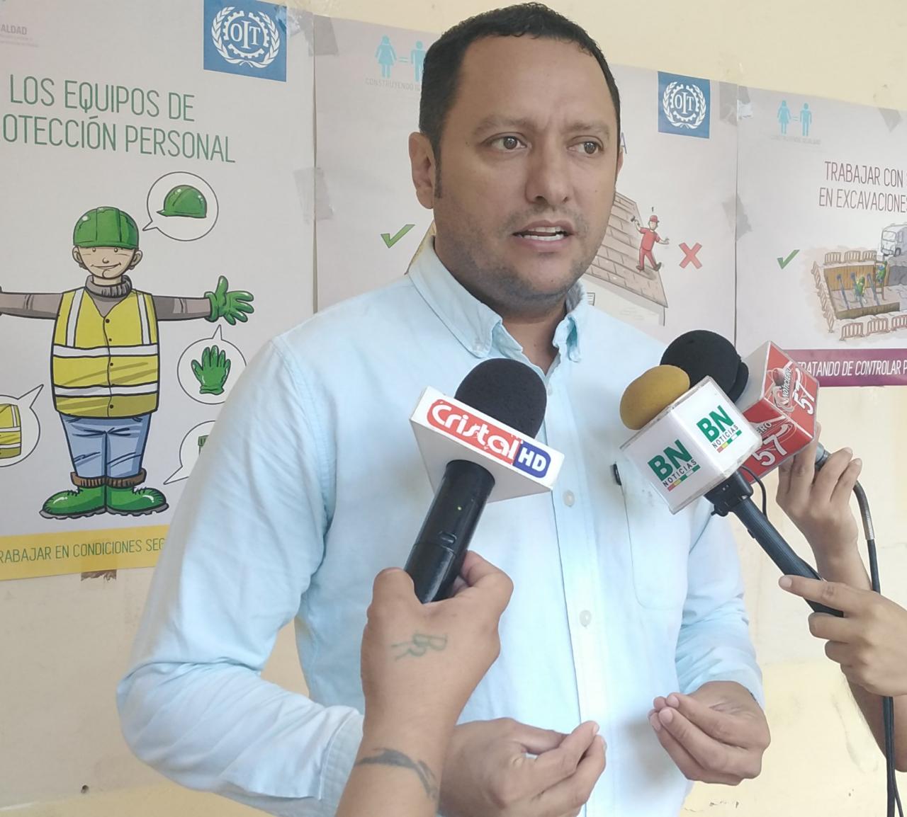 Diputado Luis F. Dorado pide informe escrito a ministro Cocarico sobre escándalo de ocupación de tierras en San Miguel