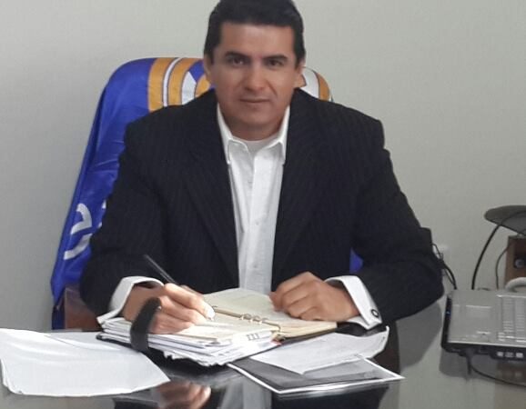 Fue presentada importante fuerza de ventas para «cumplir sueño de triunfar» patrocinada por el exalcalde de Santa Cruz de la Sierra, Roberto Fernández
