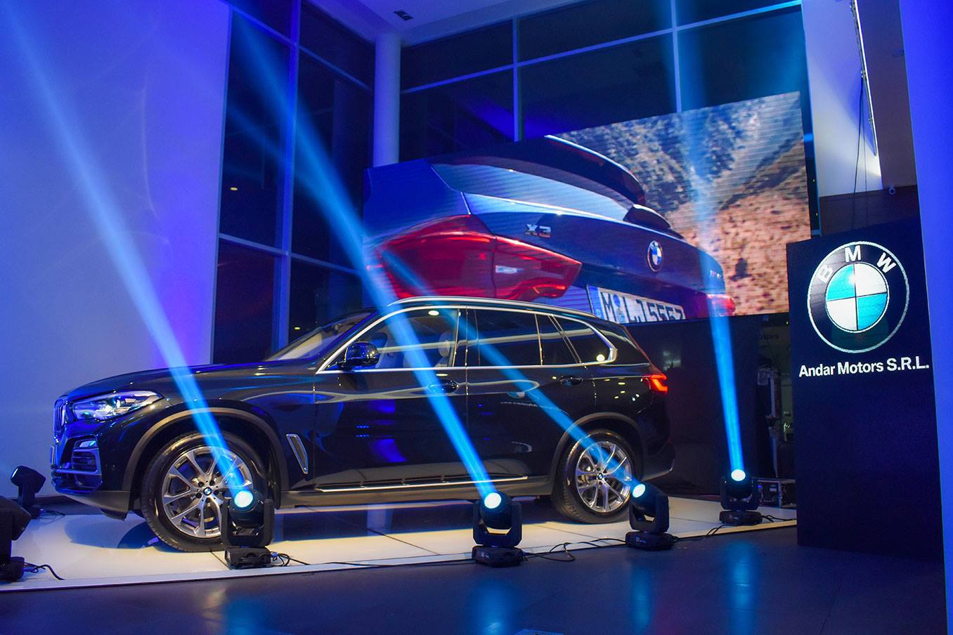 BMW X5 impresiona con sus innovaciones