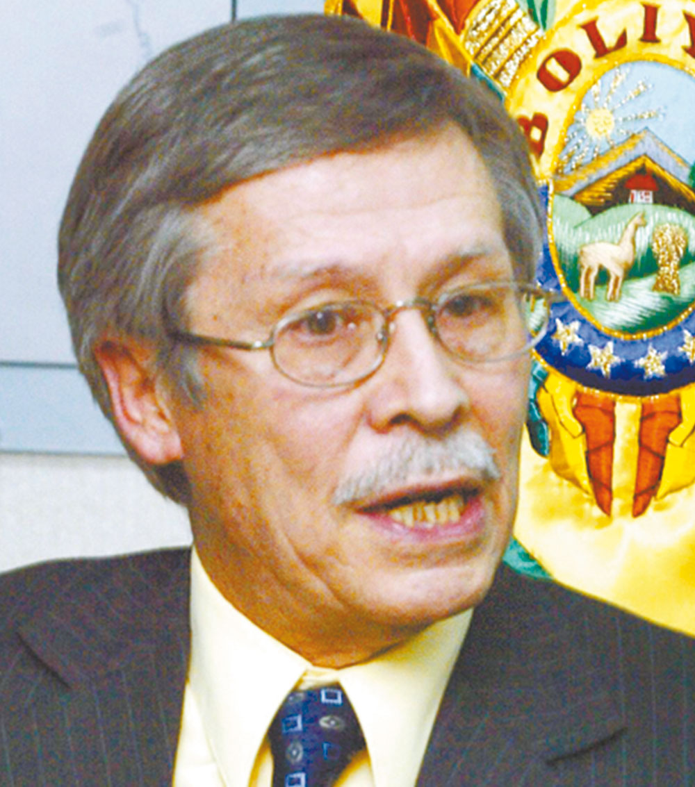 Combustibles ofertados por el gobierno no tienen mucha aceptación: exministro de Hidrocarburos Guillermo Torres