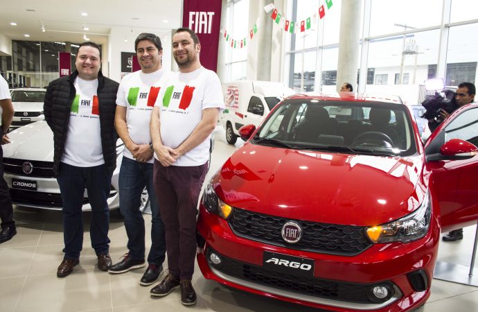 Fiat ARGO y Fiat CRONOS, los esperados vehículos de Fiat llegan con estilo y conectividad