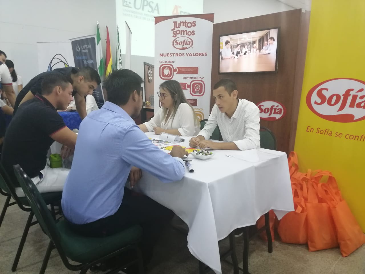 UPSA llevó a cabo la 4ª Feria de Vinculación Empresarial