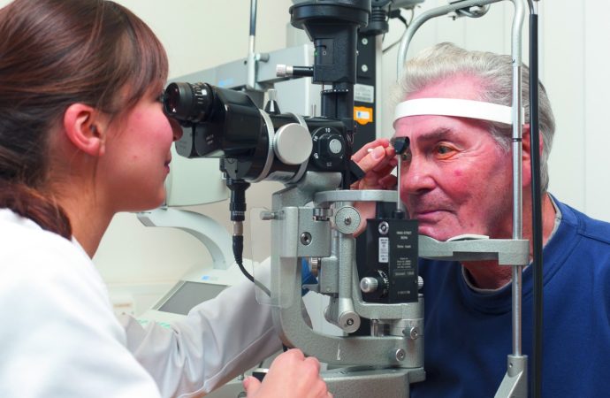 Bayer convoca a oftalmólogos del país a participar de concurso