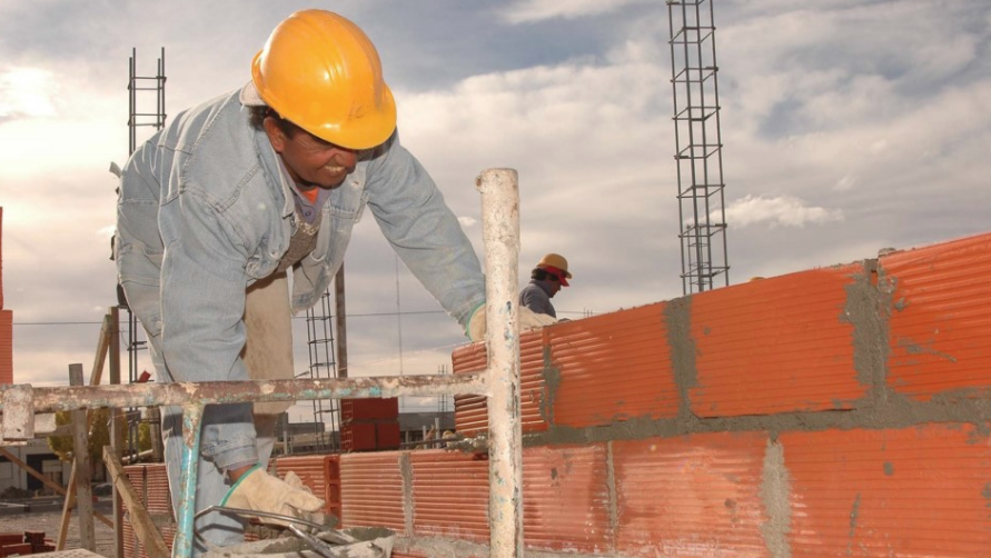 Gobierno aprueba reglamento para las actividades económicas del sector de la construcción