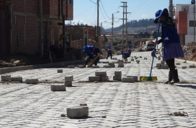 FPS inicia seis proyectos urbanos en Sucre con una inversión de Bs 11,4 millones