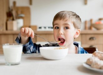 Nutrición precaria de los niños: un asunto que aún preocupa en el Día Mundial de la Alimentación