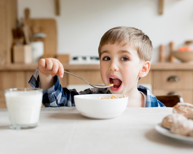 Nutrición precaria de los niños: un asunto que aún preocupa en el Día Mundial de la Alimentación