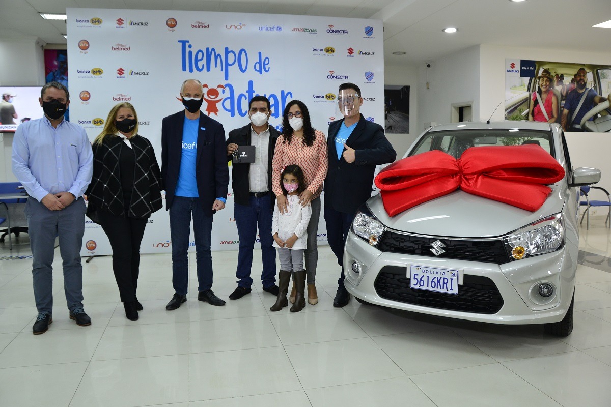 Imcruz y Suzuki entregan auto cero kilómetros a donante de la campaña ‘Tiempo de Actuar’