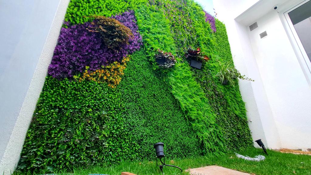 Jardín Exótico: empresa pionera en diseño y tecnología de Jardines Verticales de Bolivia