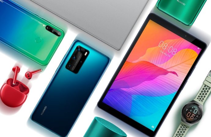 La Navidad de Huawei llega hasta con un 90% de  descuento en reparaciones.