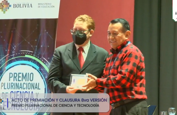 Estudiantes UPSA obtuvieron Distinciones en Plurinacional de Ciencia y Tecnología.