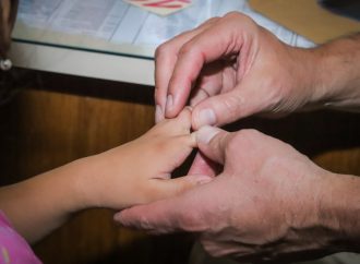 La Fundación Mercantil Santa Cruz anuncia una nueva campaña gratuita de cirugía de manos en la ciudad de La Paz.