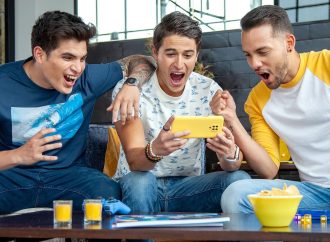 Carnaval en casa: opciones para ver películas, series y fútbol sin límites.