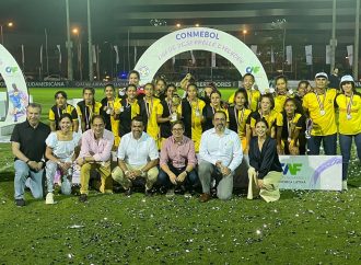 CAF y CONMEBOL promoverán el empoderamiento de las mujeres y el desarrollo sostenible a través del fútbol.