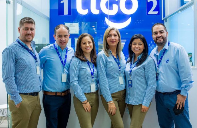 Tigo inaugura sucursal en zona estratégica de Quillacollo.