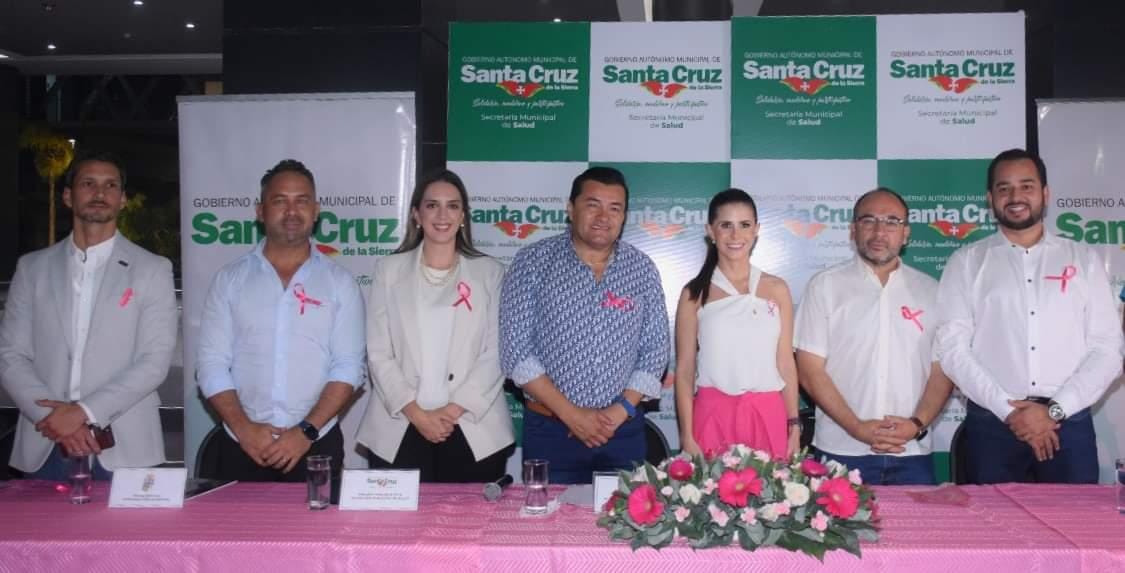 Inicia “Octubre Rosa”, la campaña para concienciar la prevención del cáncer de mama en Bolivia