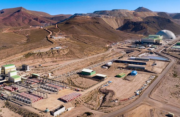 La mina más grande de Bolivia pasa de manos japonesas a canadienses