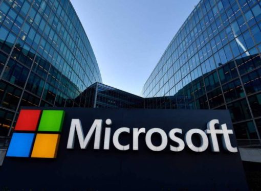 Microsoft despide a 10,000 empleados por su baja en ganancias