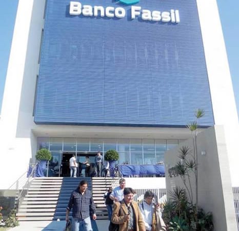 La ASFI amplía denuncia contra 11 ejecutivos del banco Fassil por entregar fondos sin respaldo