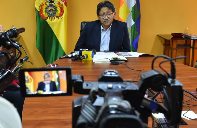 Gobierno boliviano exhorta a los mineros a trabajar sin mercurio y recurrir a la tecnología