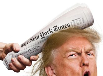 Juez ordena a Trump pagar a The New York Times y 3 periodistas por gastos legales