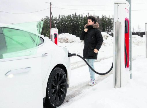 El frío reduce la autonomía de los autos eléctricos en EEUU