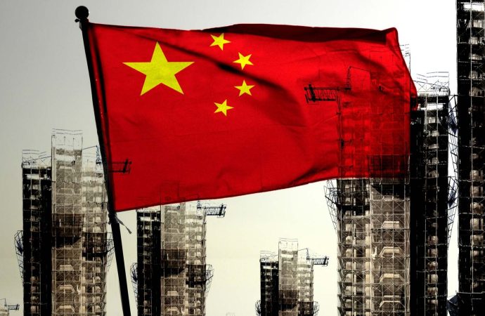 China impulsa sus mercados tras el crecimiento más bajo en seis trimestres