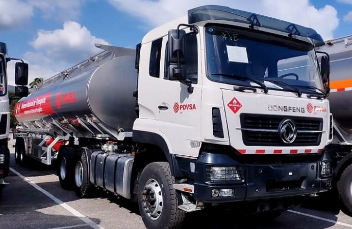 YPFB lanza servicio de importación de combustibles para privados a $us 1 por litro