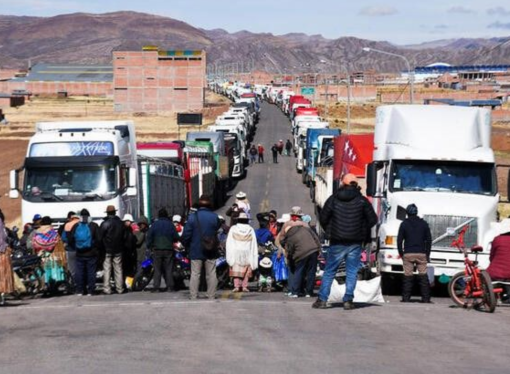 La economía boliviana enfrenta pérdidas millonarias por bloqueos y escasez de diésel