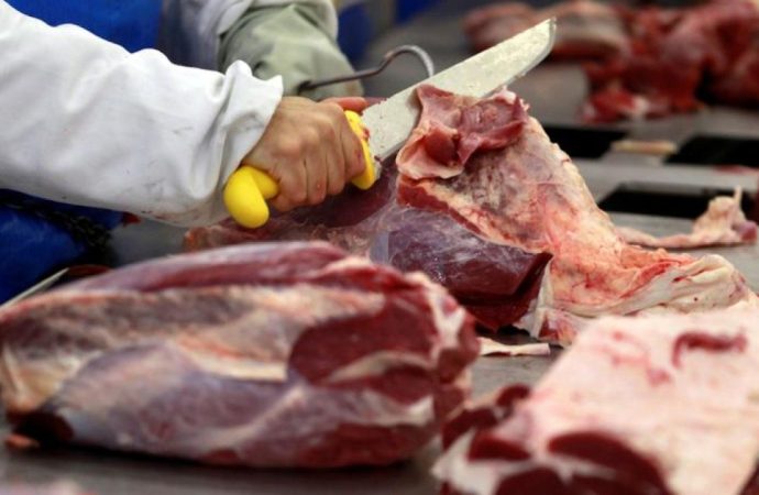 Bolivia fortalece exportaciones de carne sin comprometer el mercado interno