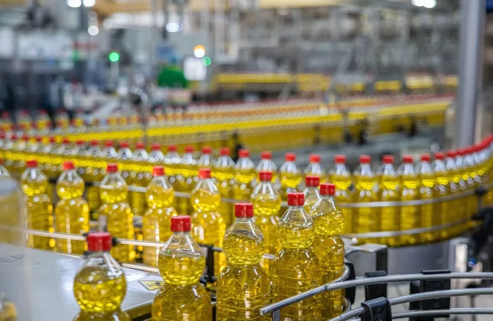 Política de seguridad alimentaria: Bolivia frena exportaciones de aceite