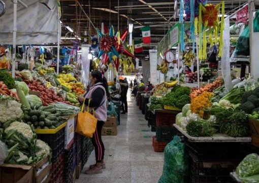 Alimentos básicos registran un alza moderada en mercados nacionales e internacionales