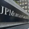 JPMorgan advierte sobre volatilidad en 2025 por medidas arancelarias