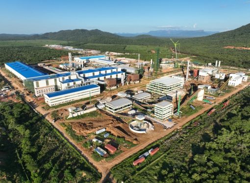 Bolivia inaugura planta siderúrgica del Mutún, reduciendo importaciones de acero en 50%