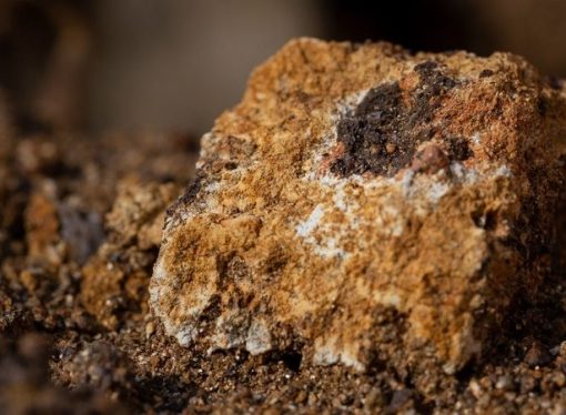Bolivia e Irán acuerdan cooperación para explotar tierras raras en Cochabamba y Santa Cruz