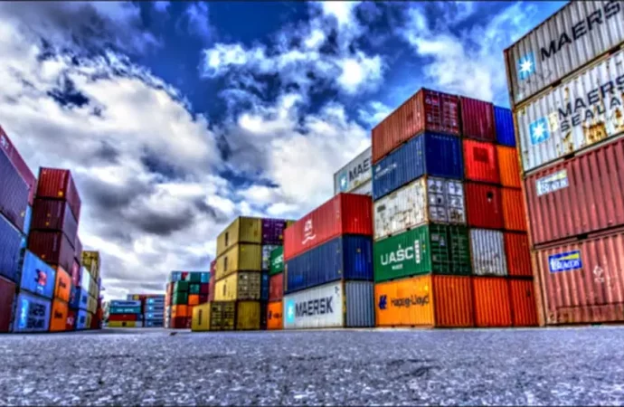 Bolivia mantiene control sobre exportaciones en medio de escasez y tensión económica