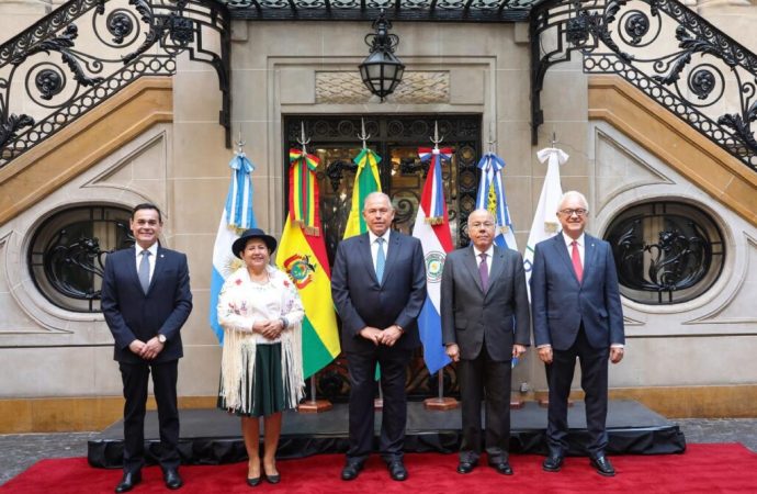 Cancilleres del Mercosur impulsan apertura comercial y respaldan adhesión boliviana