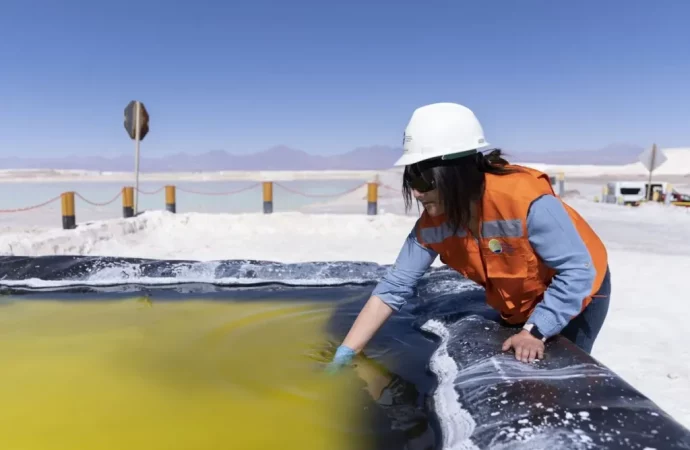 Desplome global de materias primas sacude economías emergentes
