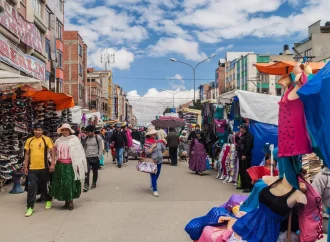 Bolivia enfrenta uno de los mayores niveles de informalidad laboral de Sudamérica